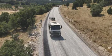 Büyükşehir Harmancık’ta da yolları yeniliyor