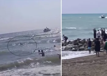 Dalgalara kapılan 2 kişi kurtarıldı, 14 yaşındaki çocuk boğuldu