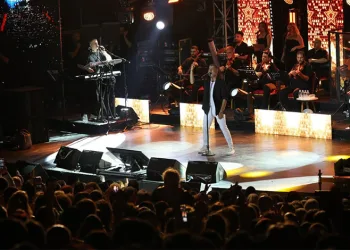 Özcan Deniz’den Bursa’da ayrılık yoklaması