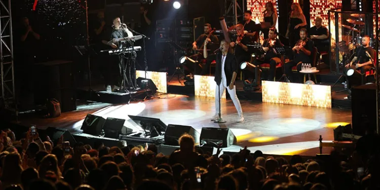 Özcan Deniz’den Bursa’da ayrılık yoklaması