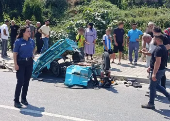 Otomobil ile patpat çarpıştı: 2’si ağır 4 yaralı