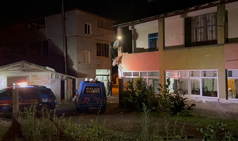 Ağacın dalını kestiği için amcasını öldürdü