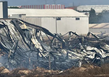 Kocaeli’de kimya fabrikasında yangın: 2 işçi yaralandı