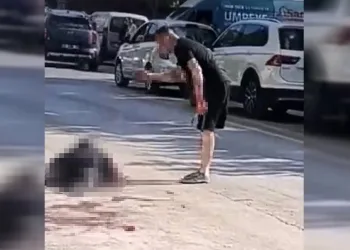 Husumetlisini öldürüp başında beklediği görüntü ortaya çıktı