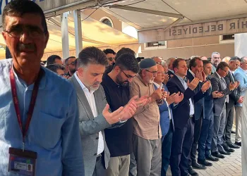 Kestel Belediye Başkanının amcası son yolculuğuna uğurlandı