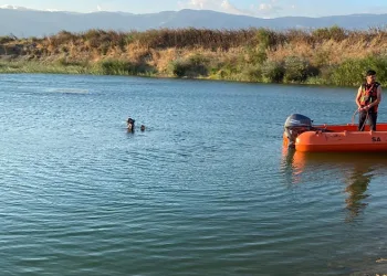 Serinlemek için girdiği göletten cansız bedeni çıktı