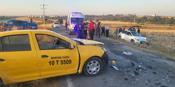 Manyas’ta trafik kazası: 6 yaralı