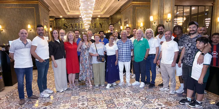 24 yıl sonra, efsane dizi geri döndü