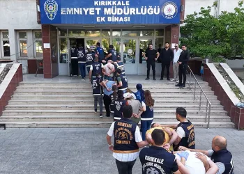 12 yıllık faili meçhul dosyasında şafak operasyonu: 17 gözaltı