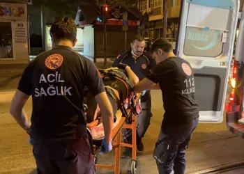 Bursa’da motosiklet devrildi: Kadın sürücü yaralandı