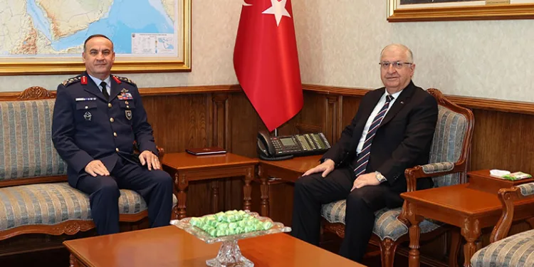 Bakan Güler, Hava Kuvvetleri Komutanı Orgeneral Dalkıran’ı kabul etti