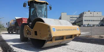 Bursa Şehir Hastanesi’nin iç yolları yenilendi