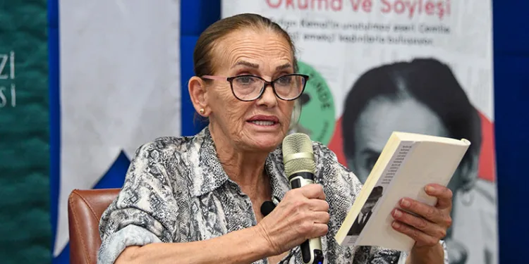 Osmangazi’de Nur Sürer’den Kadın Emeğine Edebiyat Penceresi