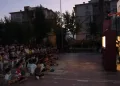 “Karagöz’ün Salıncağı” İlk Gösteriminde Çocuklar Ve Aileler Buluştu