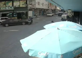 Bursa’da otomobil motosiklete çarptı: 1 yaralı