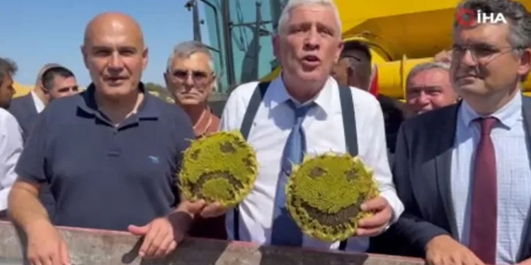 Dervişoğlu Çeltikçi’de çiftçilerle buluştu