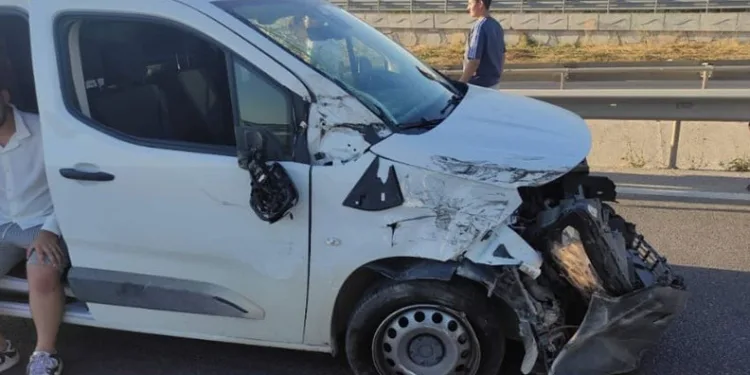 Bursa’da 5 araçlı zincirleme kaza: 1 yaralı