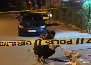 Baba-oğul arasında ‘sigara parası’ kavgası: 1’i ağır 2 yaralı