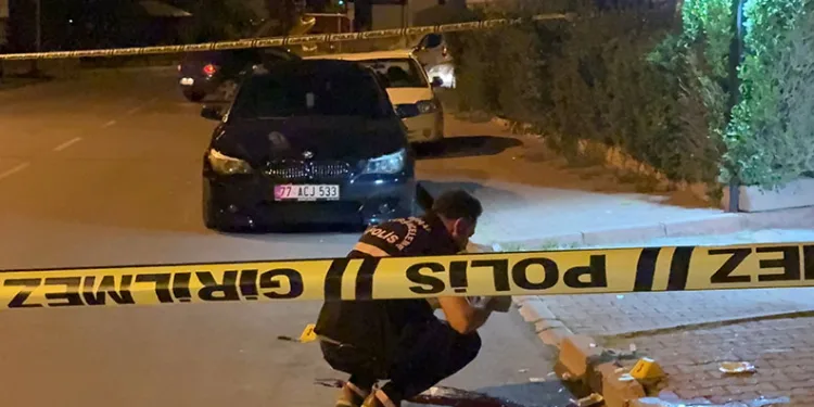 Baba-oğul arasında ‘sigara parası’ kavgası: 1’i ağır 2 yaralı