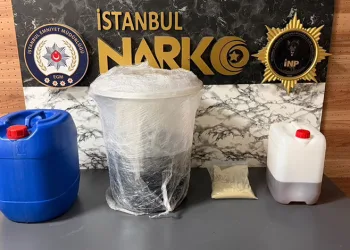 İstanbul’da uyuşturucu operasyonu: 3 gözaltı