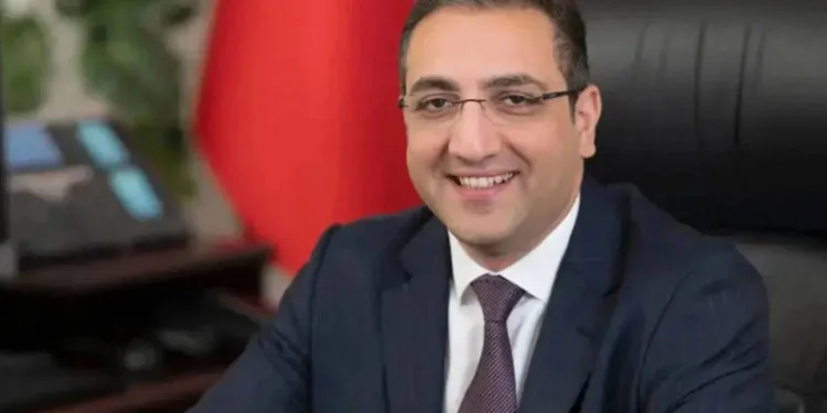 Balçova Belediye Başkanı Onur Yiğit göreve iade edildi