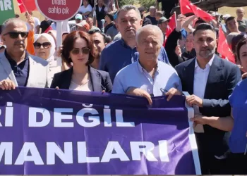 Anahtar Parti’den Bursa Ovası’nda maden eyleminde köylülere destek!