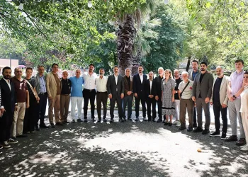 “Tarihi mahallelere nefes aldıracağız”