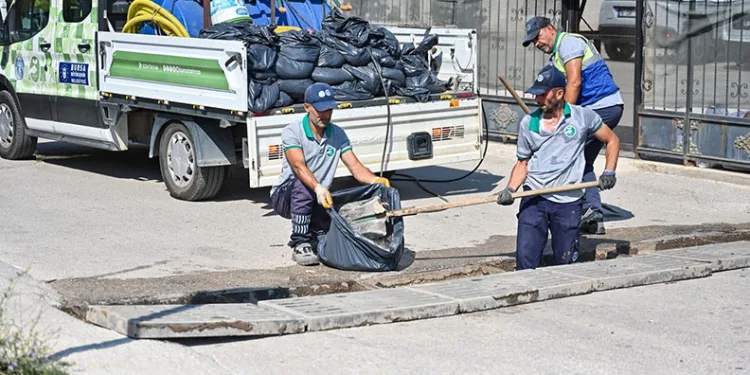 Büyükşehir’den altyapıya bahar temizliği