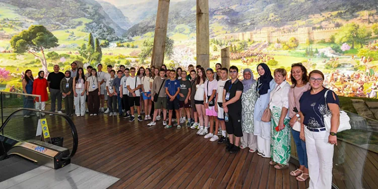Bosnalı Öğrenciler Osmangazi’nin Tarihine Yolculuk Yaptı