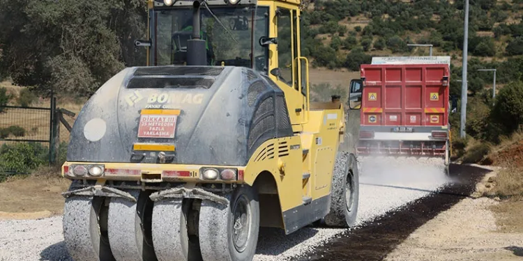 Bursa’da 5 ilçede yollar yenileniyor