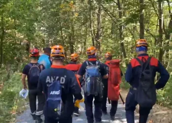 Macera için Uludağ’a çıkan 75 yaşındaki kişi derede mahsur kaldı