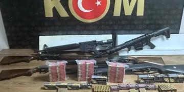 Sakarya’da silah kaçakçılığı operasyonu: 2 gözaltı