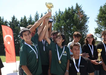 Kaykay Şampiyonasının Kalbi Osmangazi’de Attı