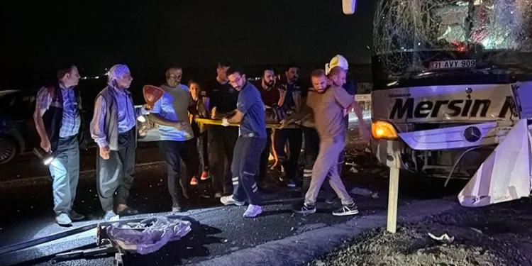 Şanlıurfa’da yolcu otobüsleri çarpıştı: 13 yaralı