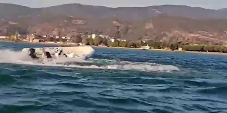 İznik Gölü’nde tekneden düşen 3 kişiden biri yaralandı