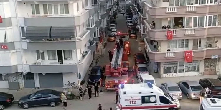 Bursa’da korkutan ev yangını