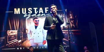Kestel Belediyesi’nden Mustafa Özden Coşkusu: Amfi Tiyatro Doldu Taştı