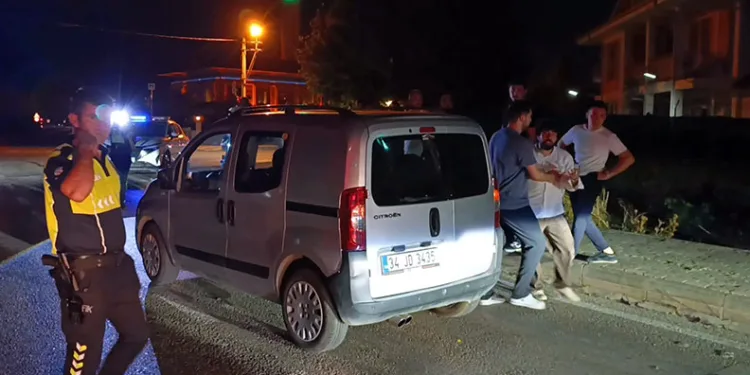 Bursa’da kazayı görüntüleyen muhabire saldırı girişimi