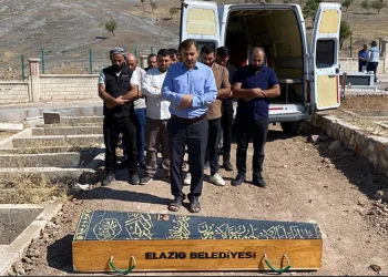 Elazığ’da yıldırımın isabet ettiği çocuk hayatını kaybetti