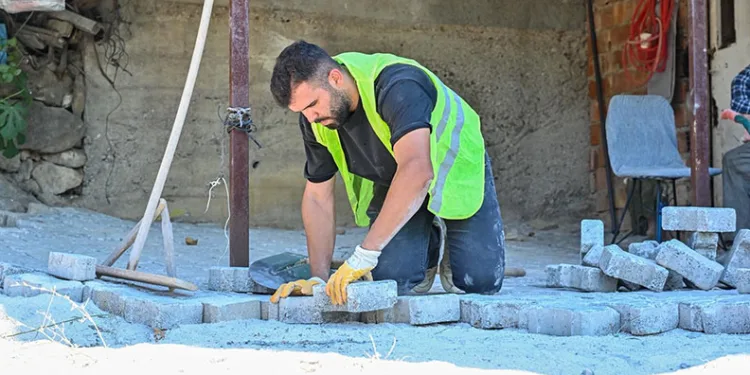Büyükşehir’den Müşküle’ye altyapı ve üstyapı hamlesi