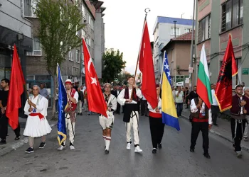 Osmangazi’de Uluslararası Balkan Festivali Başladı