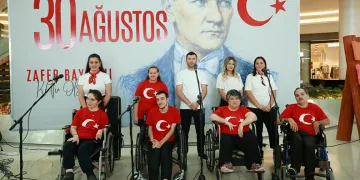 Özel Öğrencilerden 30 Ağustos Zafer Bayramı Konseri