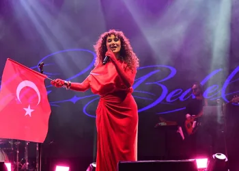 Kestel Belediyesi’nin 30 Ağustos kutlamalarında Mela Bedel rüzgârı