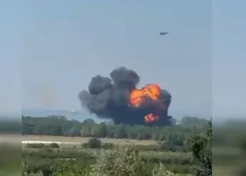 Yalova’da eğitim uçağı düştü: Pilot tedavi altına alındı