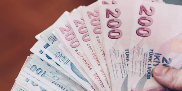 Emeklilere zam farkının ödeneceği tarih belli oldu