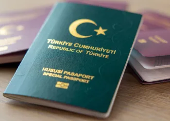 Yeşil pasaport için belediye başkanlarına yönelik kritik AYM kararı