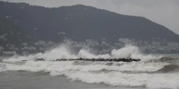Karadeniz hırçınlaştı