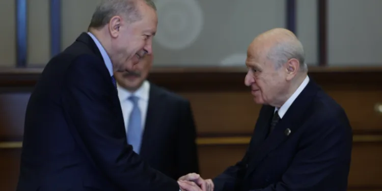 Cumhurbaşkanı Erdoğan ile Bahçeli Beştepe’de bir araya geldi