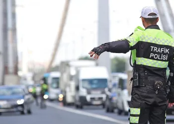 Ehliyette iki yıl şartı geliyor: Aday sürücüler bu hataları yaparsa yanacak