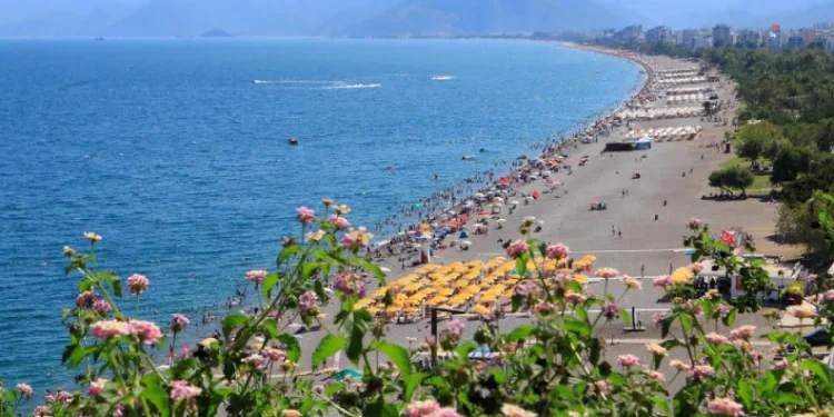 Turizmin başkenti ağustosta nitelikli tesislerde yüzde 95 doluluğa ulaştı